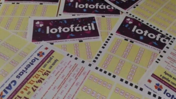 veja-os-numeros-desenhados-no-concurso-3394-lotefacil,-com-um-premio-r-$-1,8-milhao